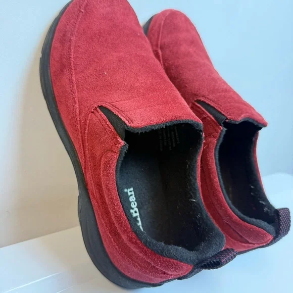 LL Bean Women Red Suede Loafers  7.5 Winter Comfort Shoes Walking Casual Outdoor - Picture 2 of 14